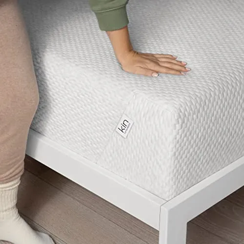 Kin By Tuft & Needle 10-Inch Full Amazon Exclusive Mattress, Adaptive Foam Bed in a Box, Sleeps Cool and Supportive, CertiPUR-US, 100-Night Sleep Trial, 10-Year Limited Warranty White