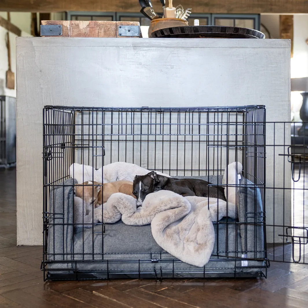 Mattress and Bed Bumper Set for a Dog Crate in Faroe