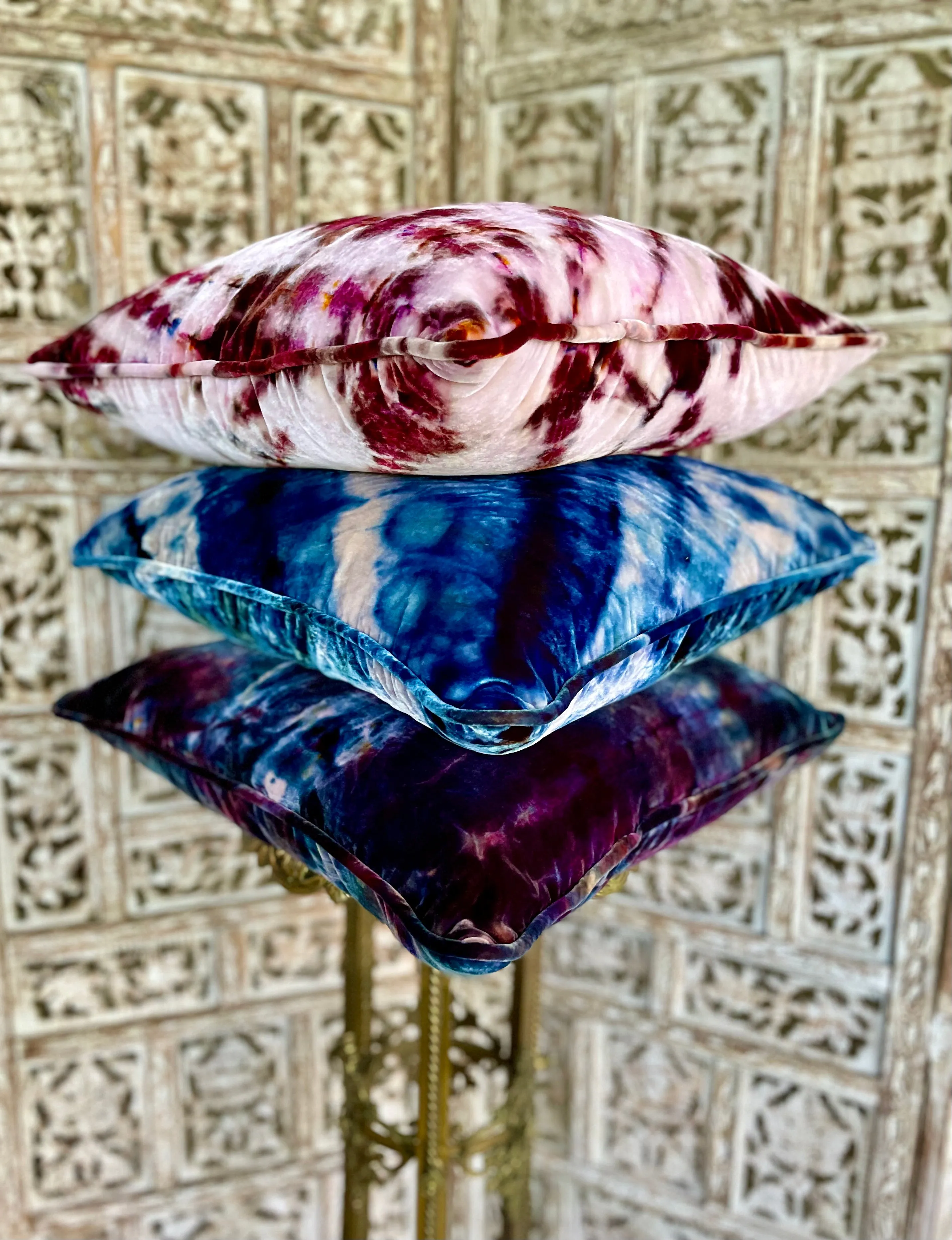 SAPPHIRE SILK VELVET PILLOW